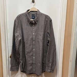 GAP Men's Black and White Gingham Shirt